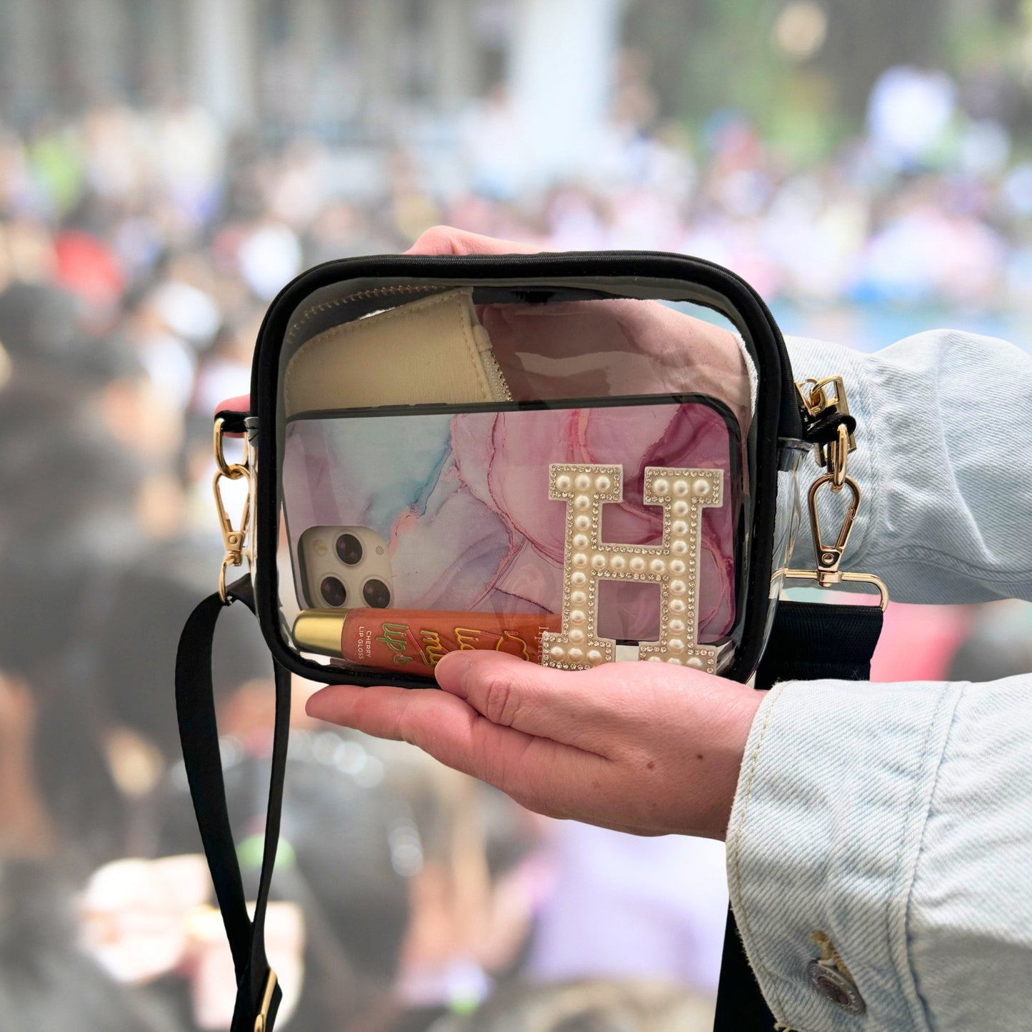 Bag with pearl and diamond patch